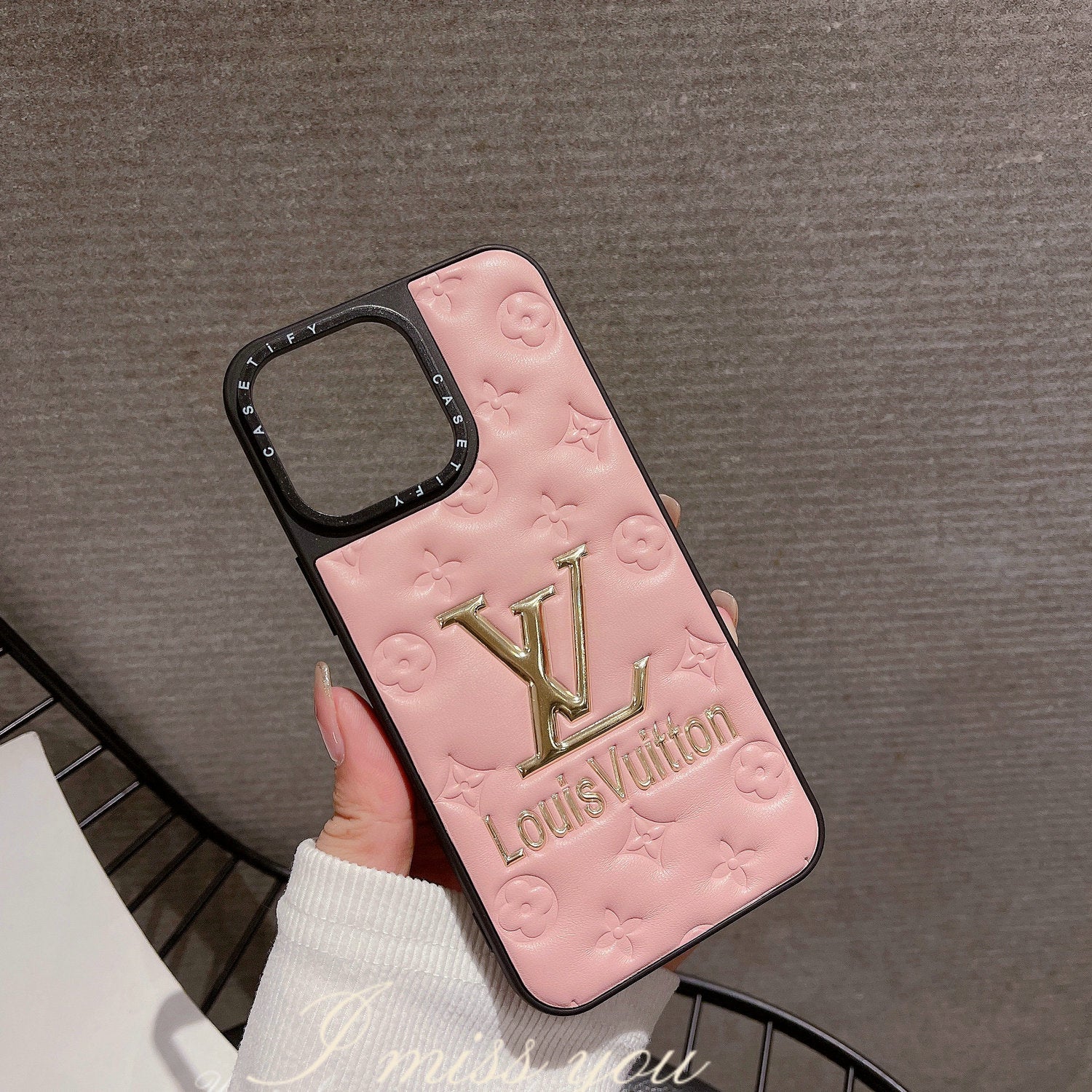 LoveV Electroplating Logo Case