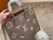 Love Versus Medium Cowhide Leather Bag