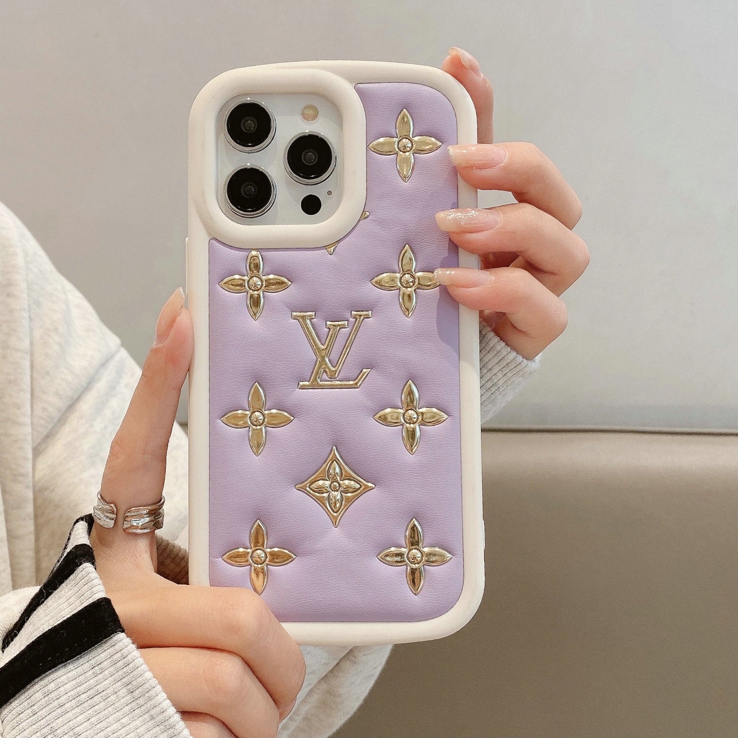 LoveV Electroplating Logo Case 2