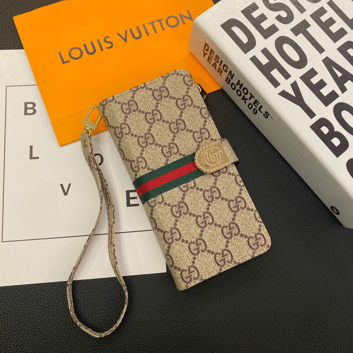 LoveV &GG Flip Leather Case